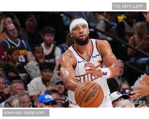 狄龙手感平平18投仅中7三分球命中率低迷依然贡献18分4板2抢断表现