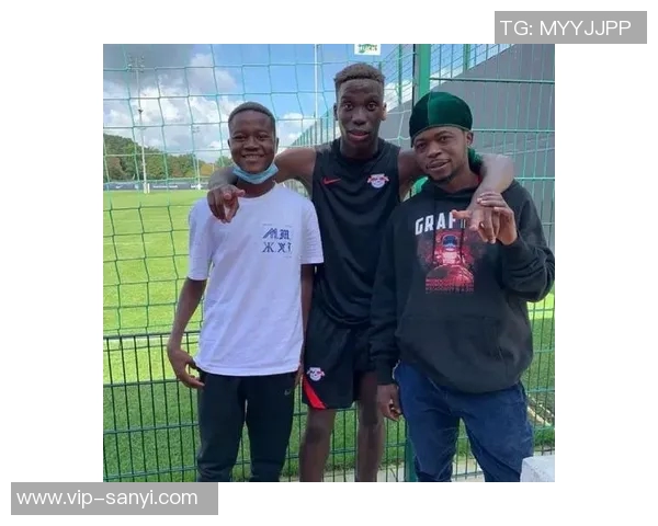 拉玛西亚球员支付解约金离队名单曝光奥纳纳吉乌莫里巴等人上榜