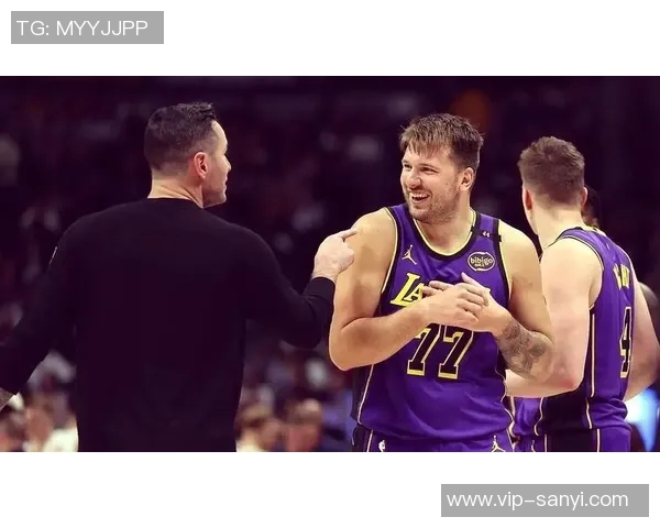 东契奇加盟湖人后锁定五大中锋目标艾顿意外落选引发热议