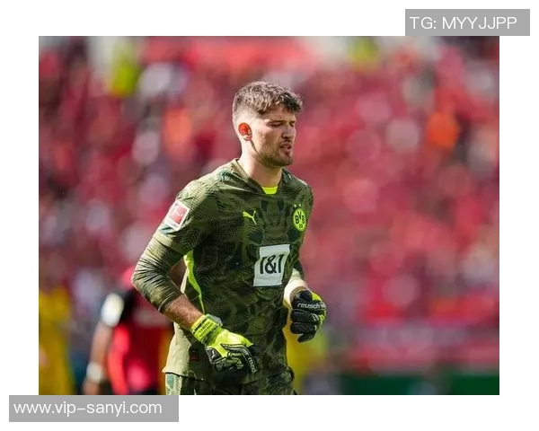 科贝尔因伤提前退出多特集训营出战法兰克福前景堪忧