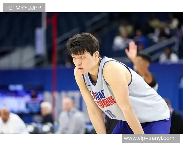 弗拉格感受球迷热情期待继续展现精彩表现回馈支持